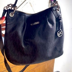 Michael kors cross body